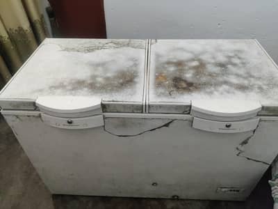 Dawlance freezer for argent sale