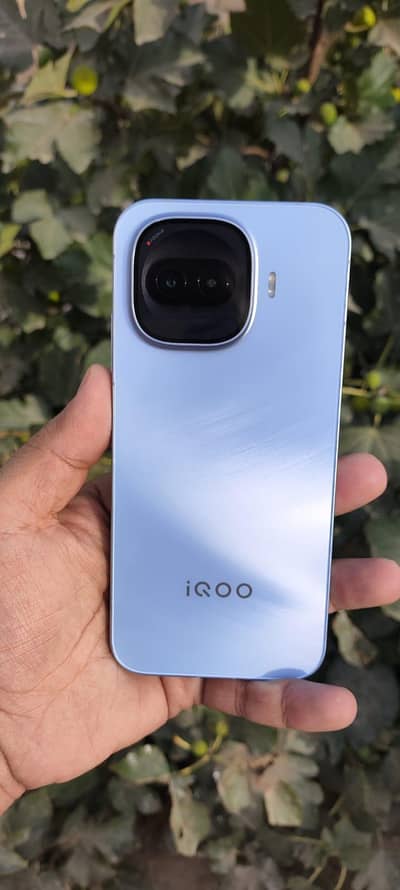 Vivo iQOO Z11 Turbo