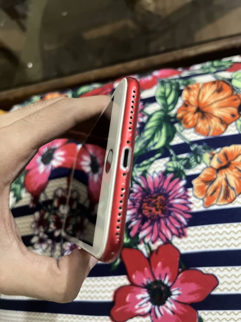 iPhone 8 Plus battery dead need to replace 4