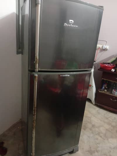 fridge on he or body bhi achi he a k check krwa k le jayen
