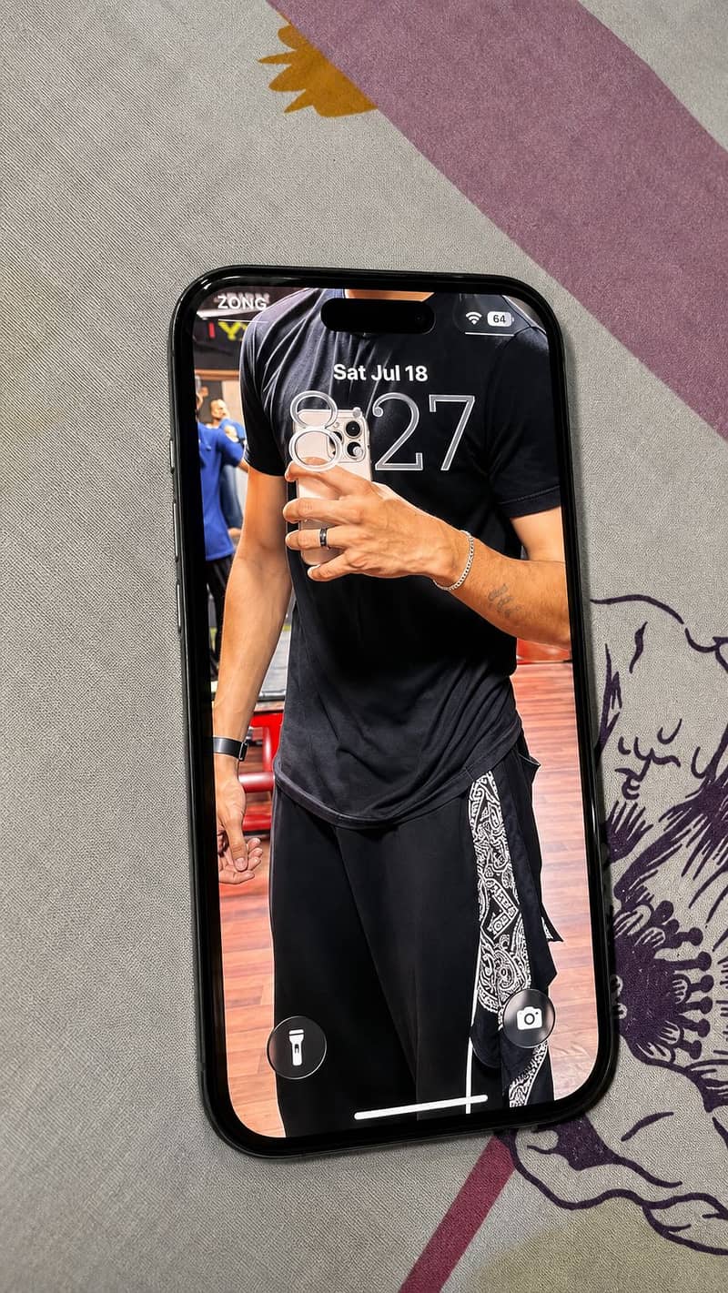 iPhone 15 0