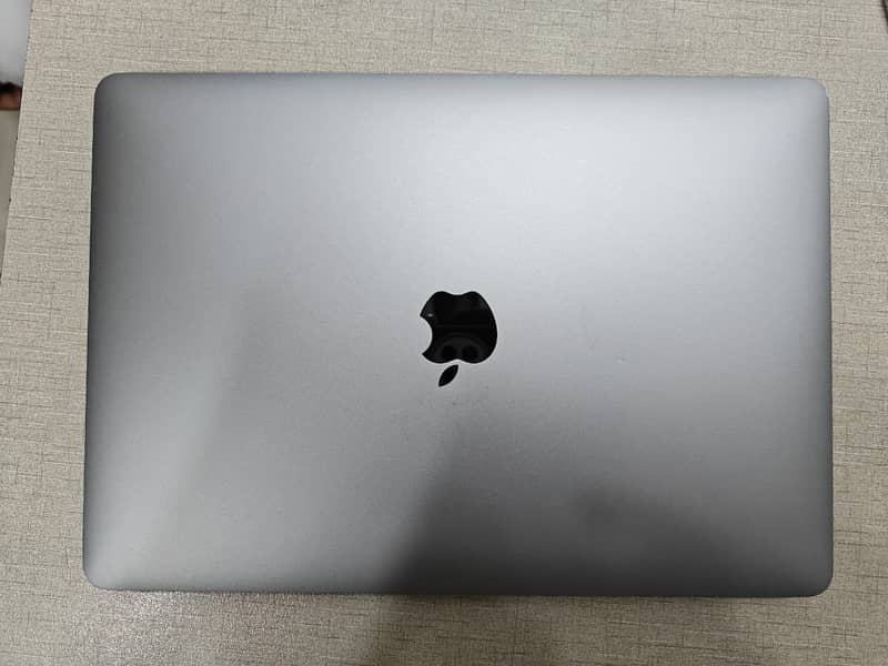 MacBook Pro 0