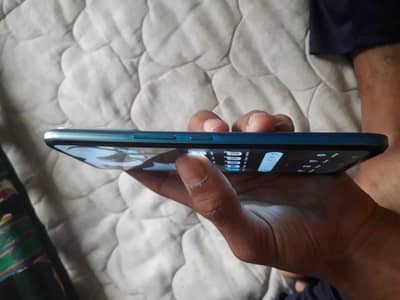 Infinix Hot 11