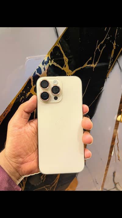 Apple iPhone 16 Pro Max