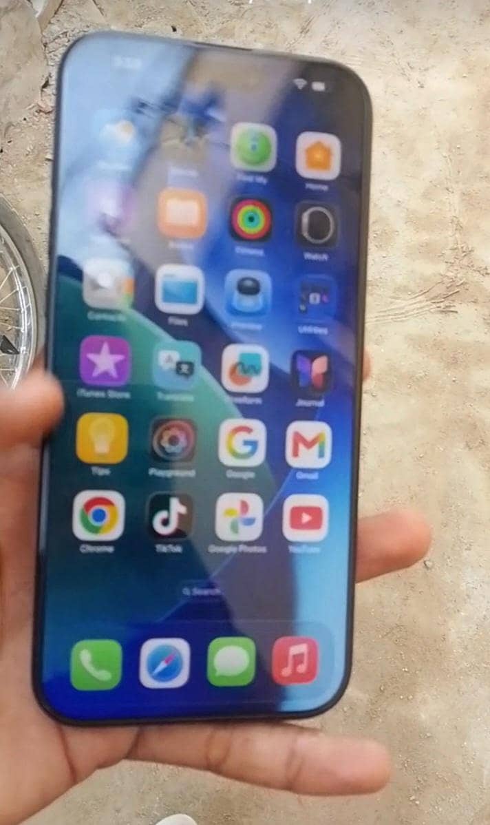 Apple iPhone 13 Pro Max 0