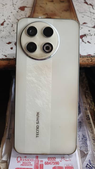 Tecno SPARK 30 Pro
