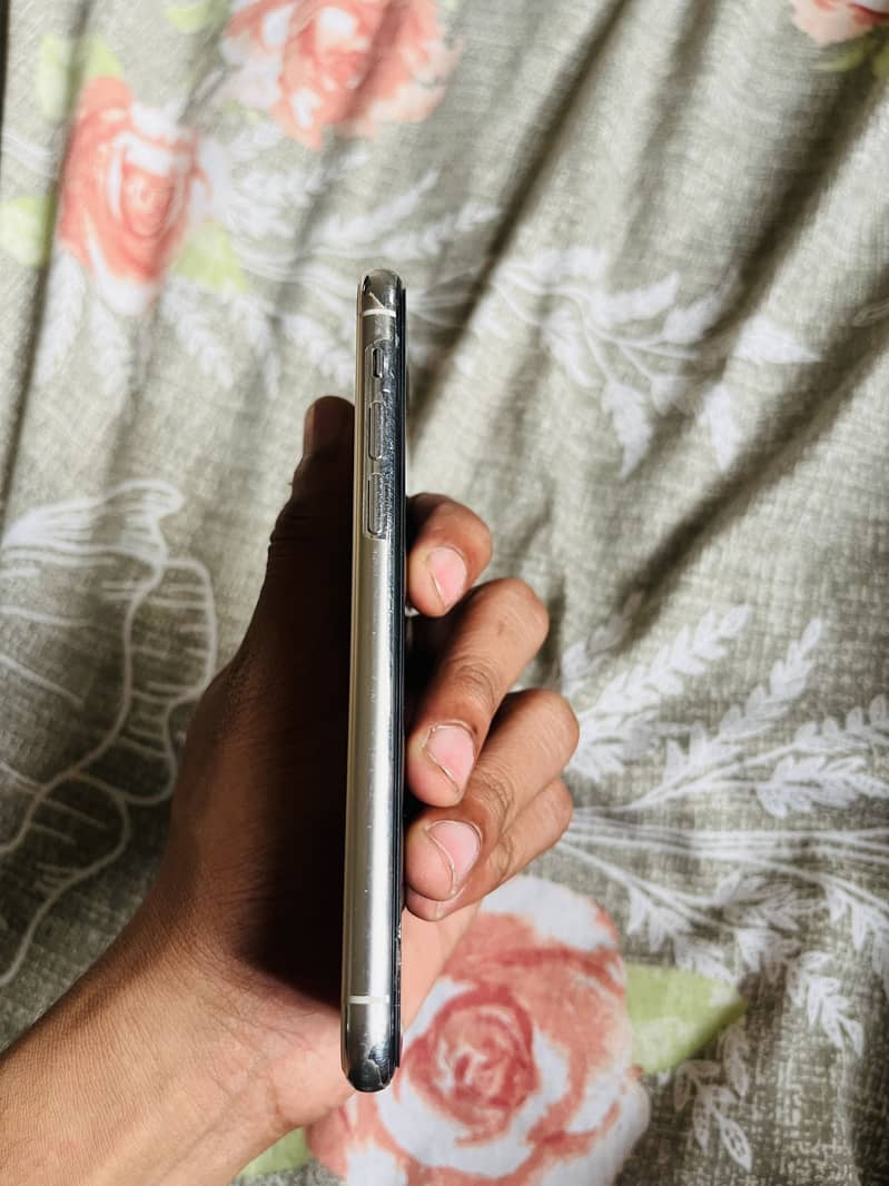 Iphone 11 pro 3