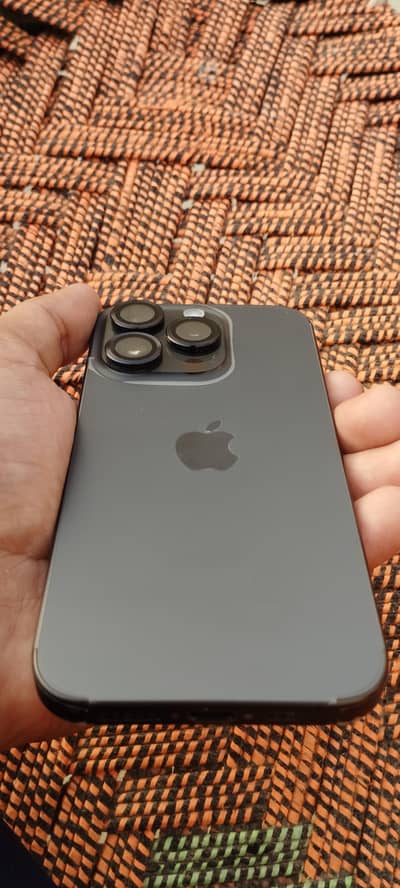 Apple iPhone 15 Pro