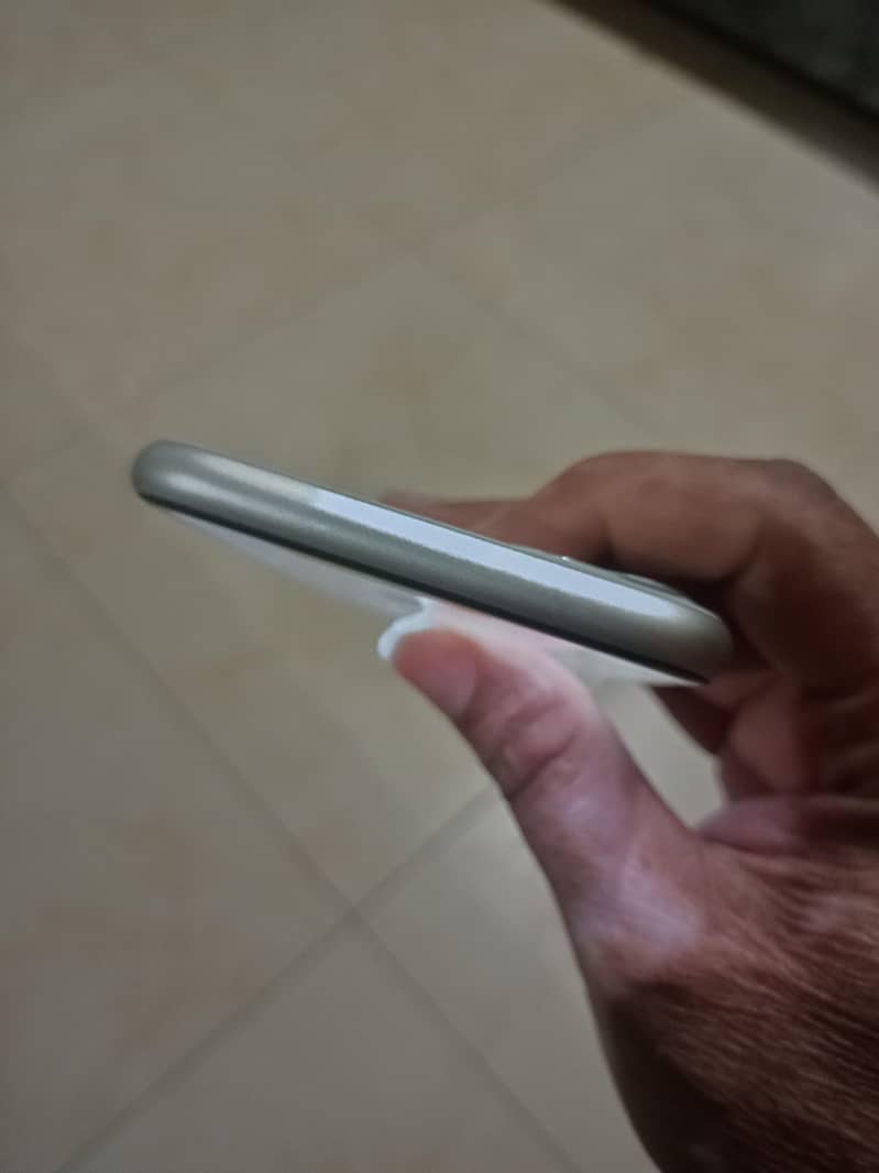 Iphone 11 fu 4