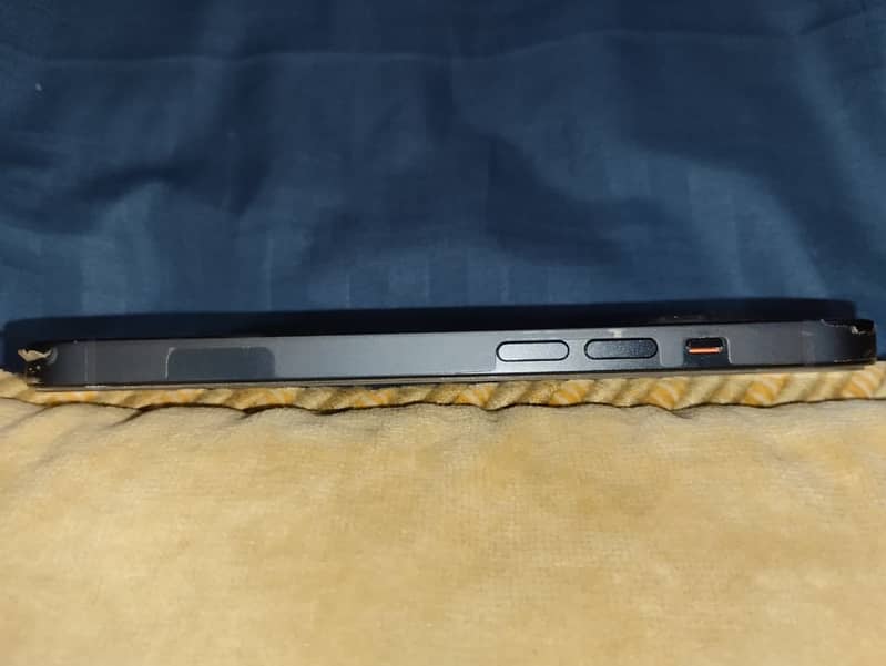 iPhone 14 5