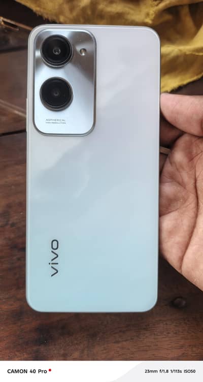 Vivo Y18