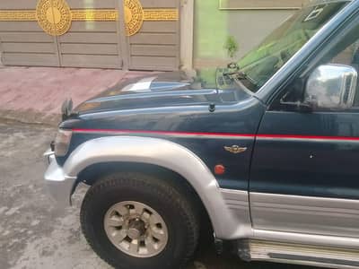Mitsubishi Pajero 1993