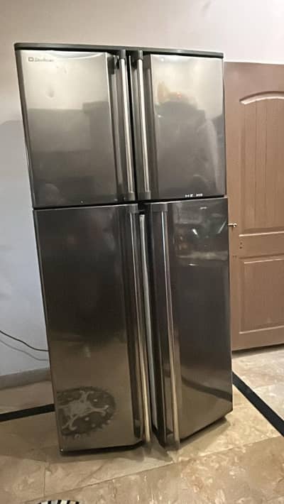 Dawlance fridge for sale