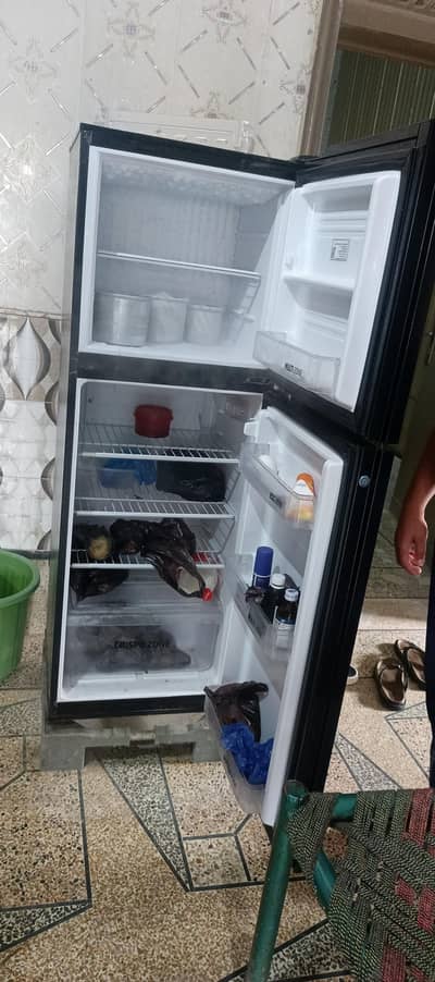 PEL refrigerator