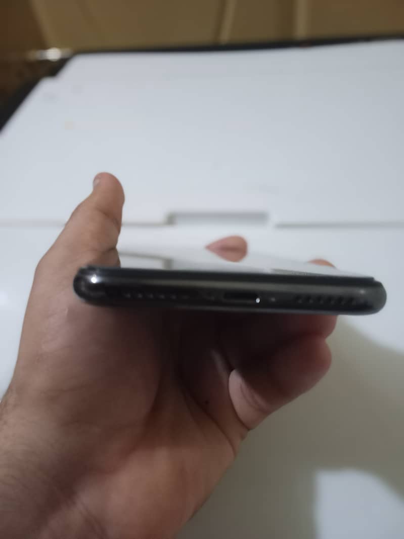 Apple iPhone X 2