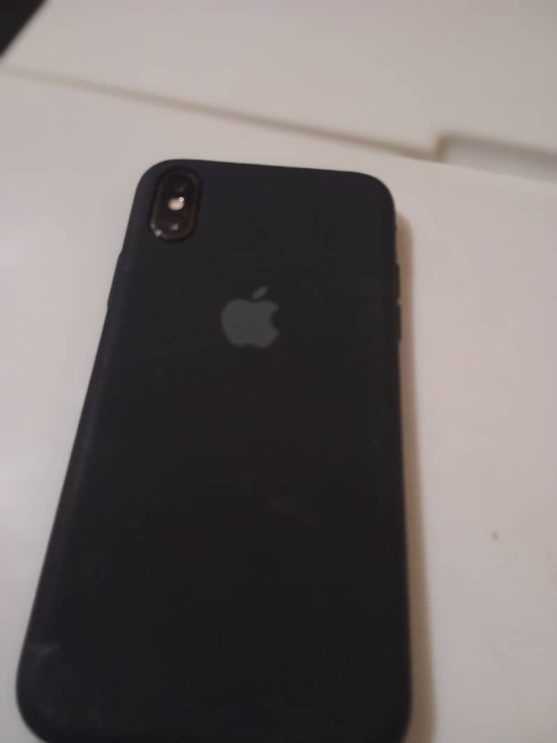 Apple iPhone X 5