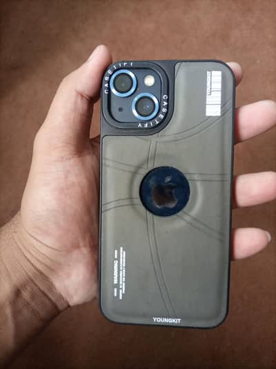 Apple iPhone 13