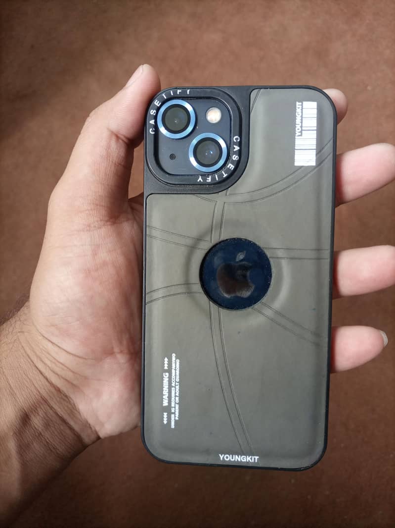 Apple iPhone 13 0
