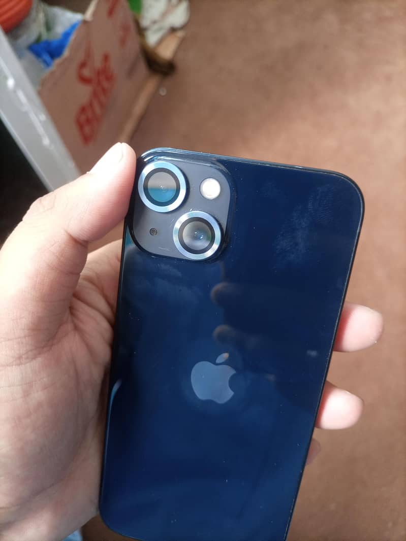 Apple iPhone 13 1