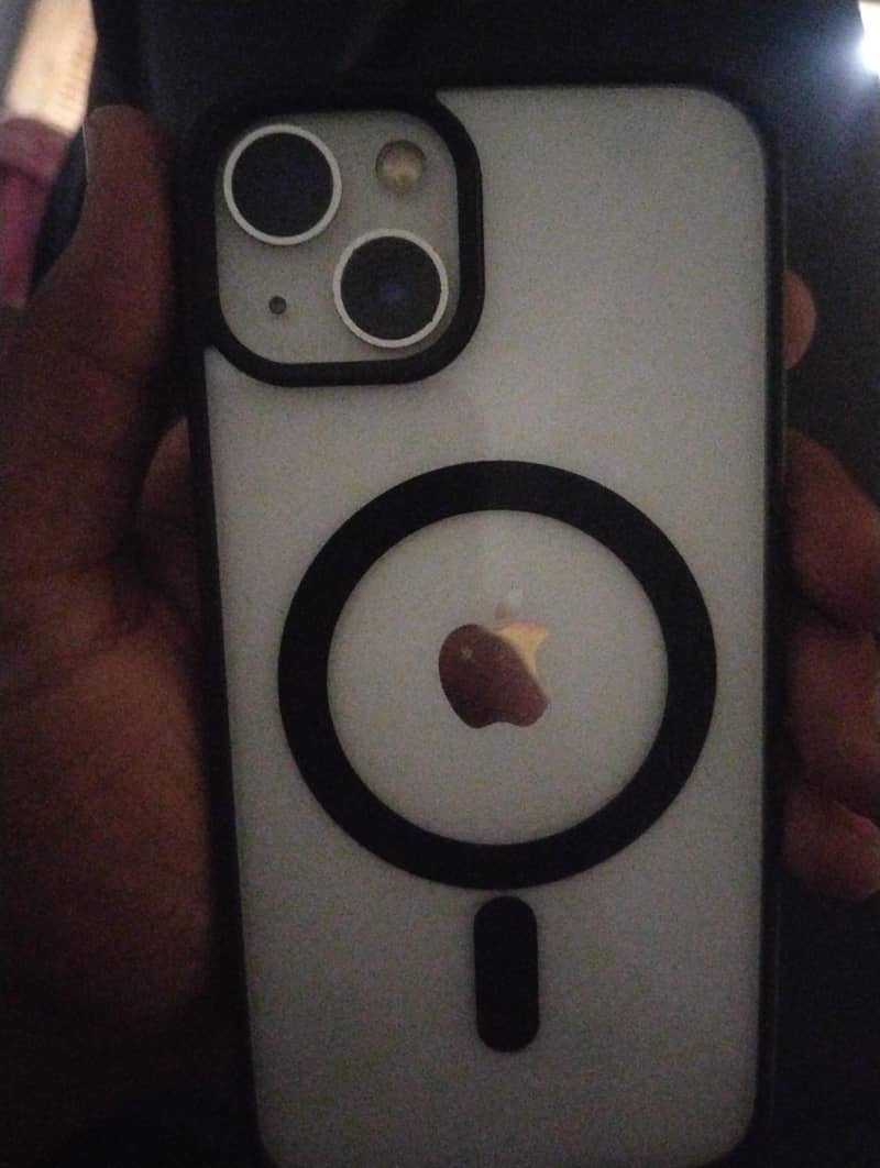 Apple iPhone 13 0
