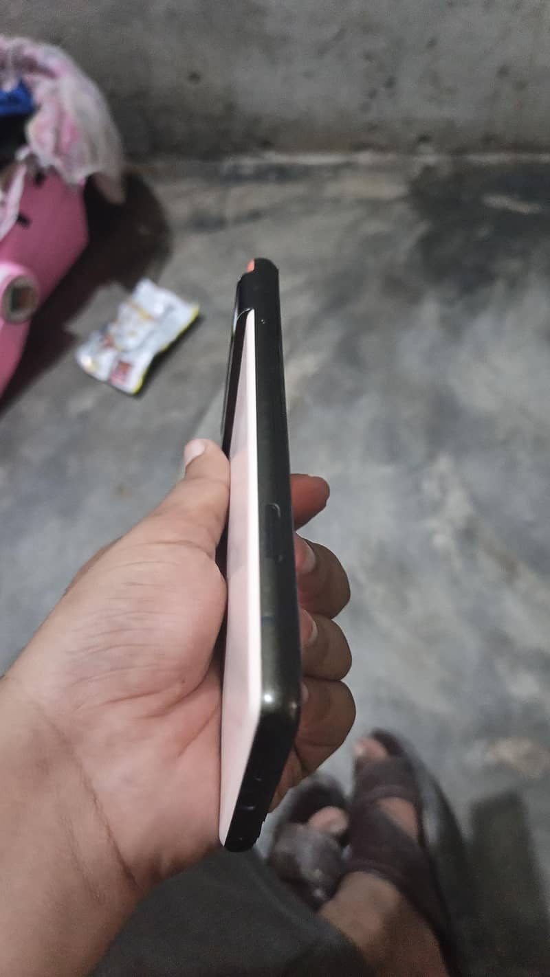 Google Pixel 6 3