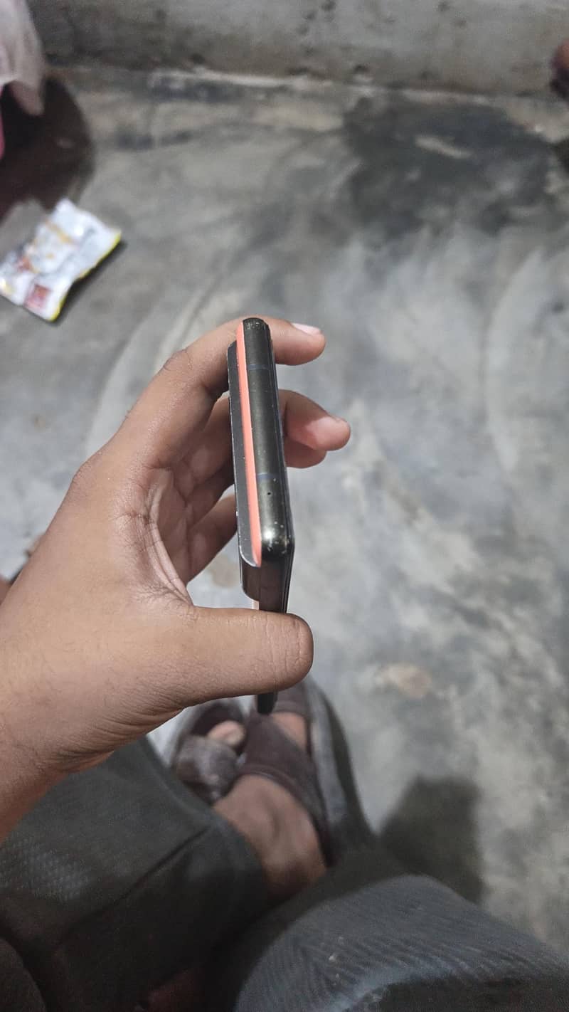 Google Pixel 6 4