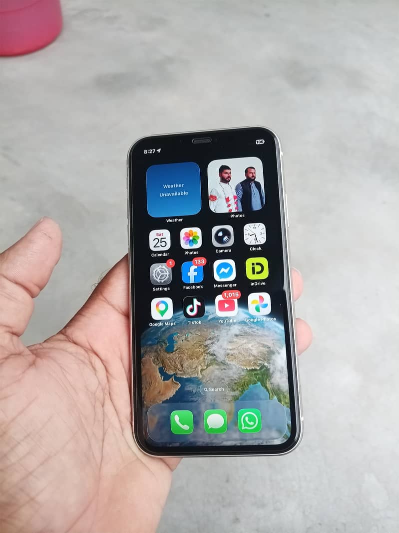 Apple iPhone 11 0