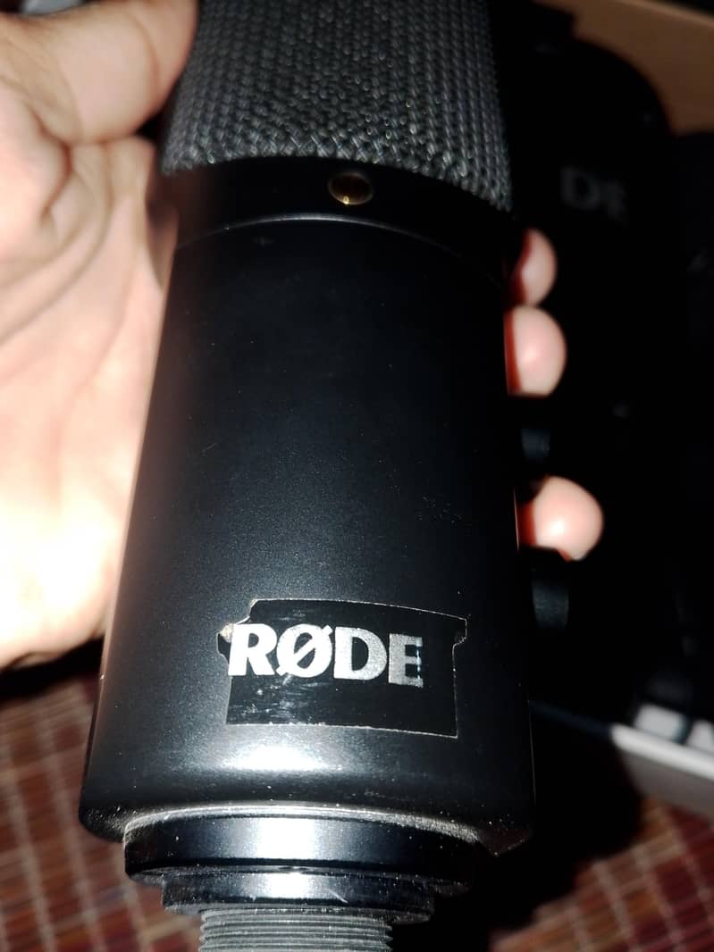 USB Condenser Microphone for Recording & Streaming 12