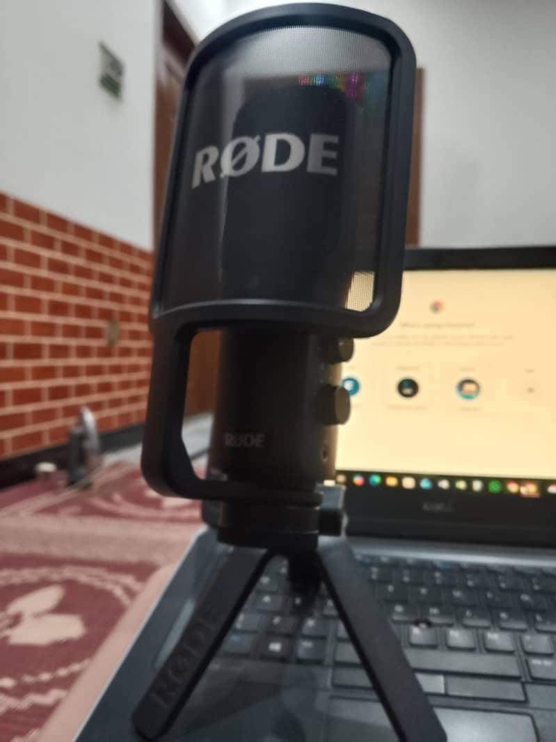USB Condenser Microphone for Recording & Streaming 19