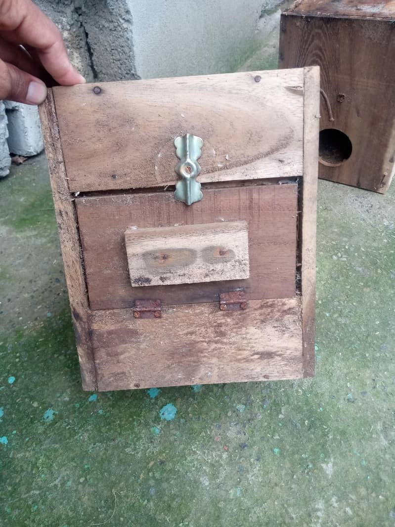breeding box 1