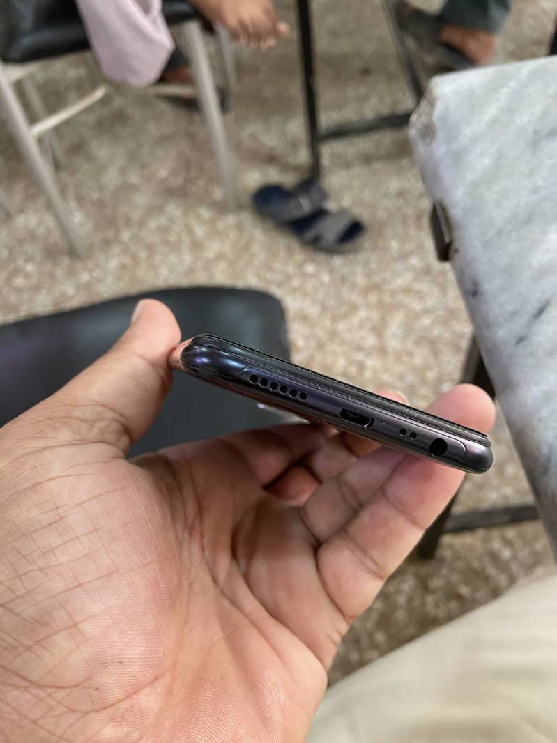 Apple iPhone 11 13
