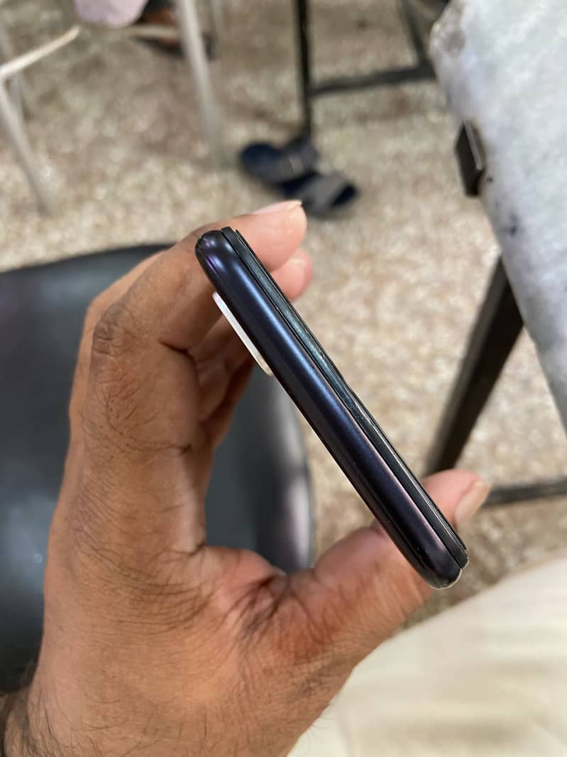 Apple iPhone 11 14