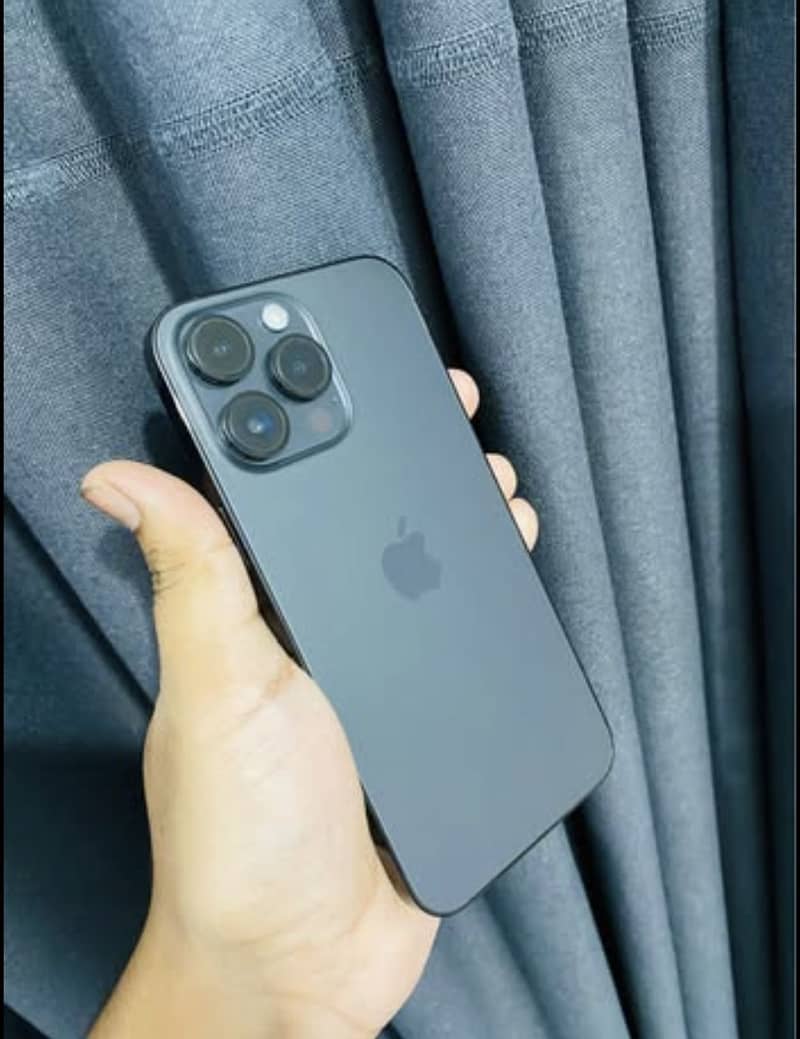 Apple iPhone 14 Pro Max 4