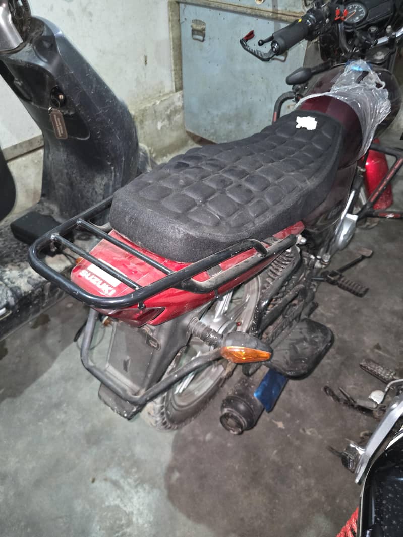 Suzuki gd110 5