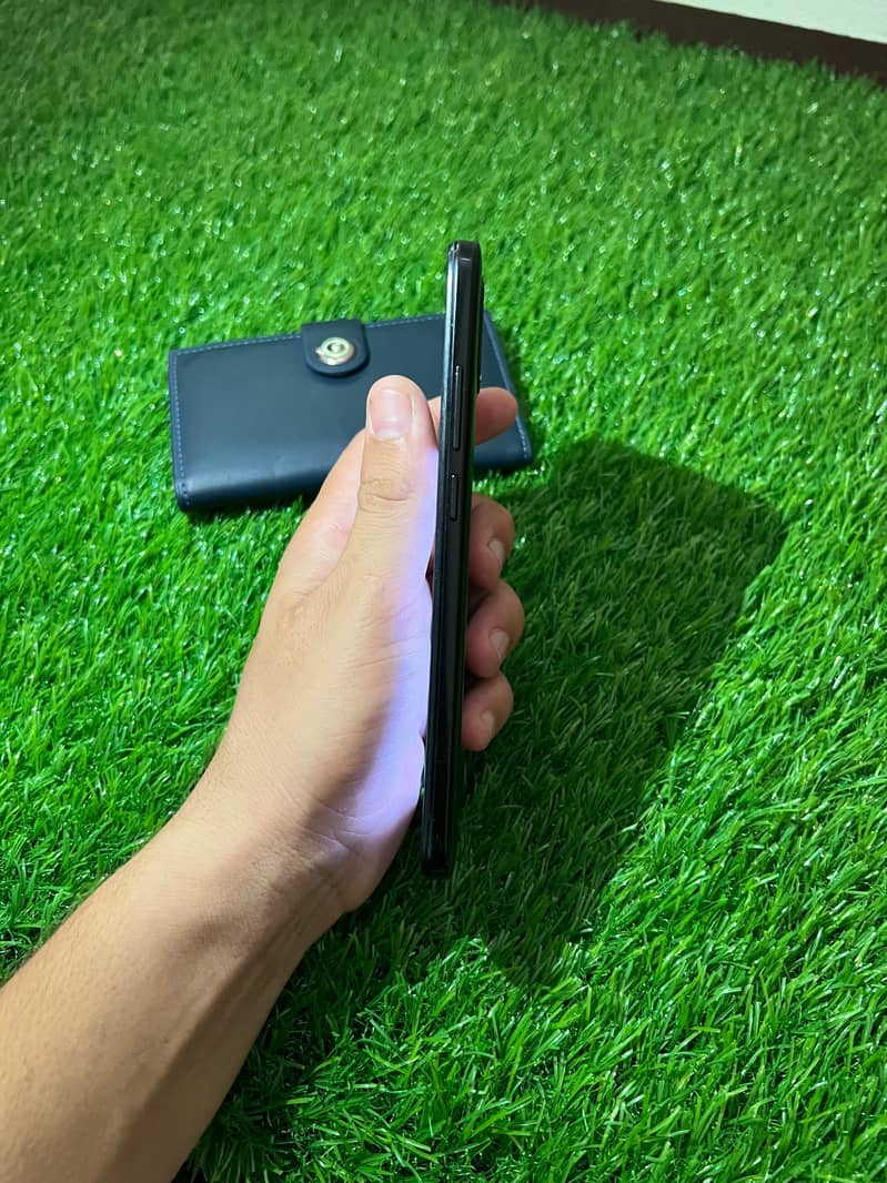 Redmi A2 + 4