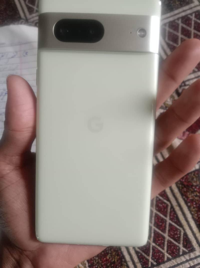 Google Pixel 7 3