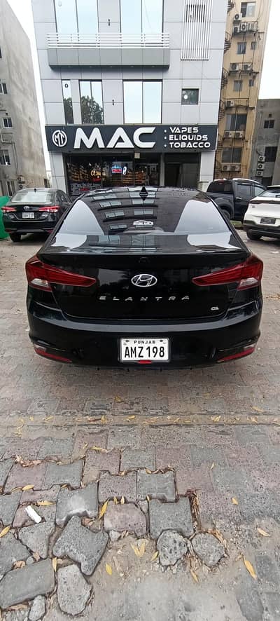 Hyundai Elantra 2022 GL 1.6