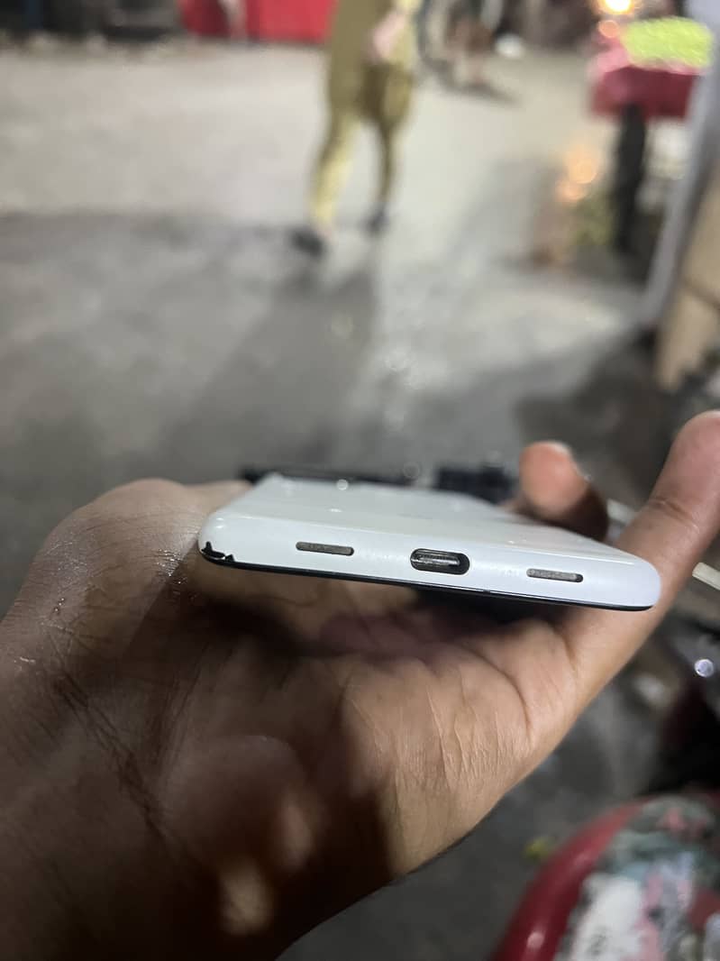 Google Pixel 4a 3