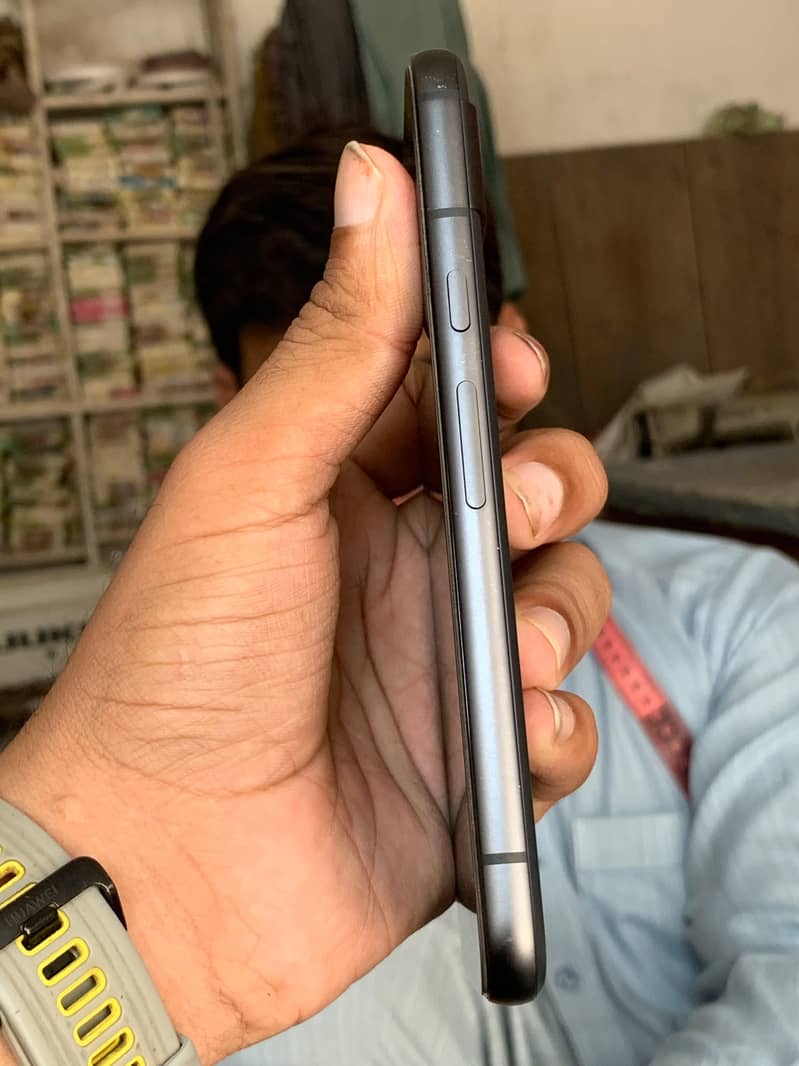 Google Pixel 8a 2