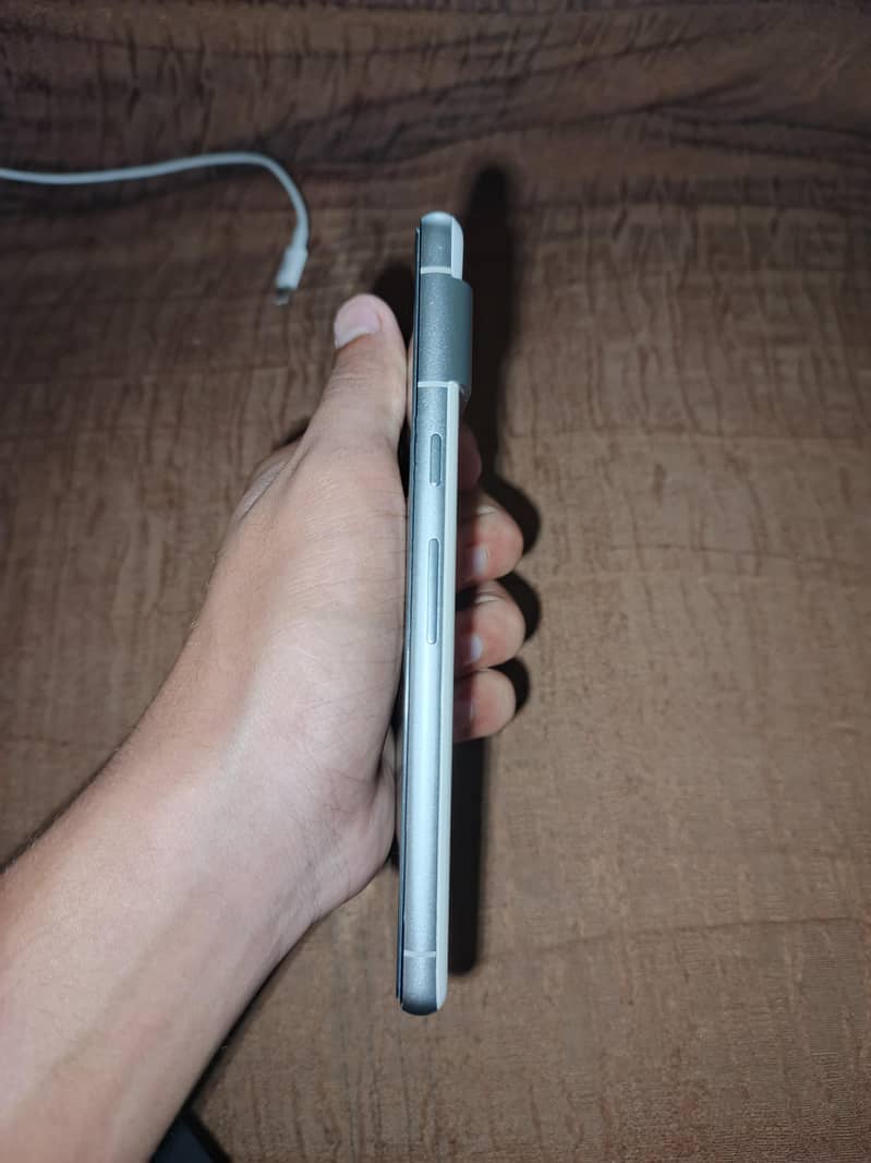 Google Pixel 7 2