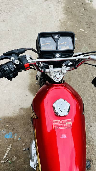 Honda 125 special edition 25 model