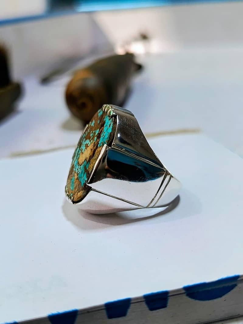 ring. s 10