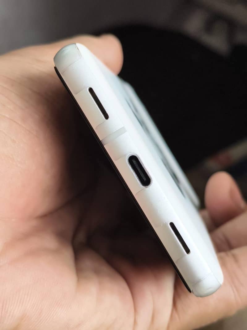 Google Pixel 7a 4