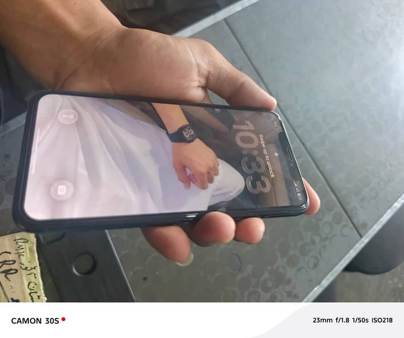 Apple iPhone 11 Pro Max 0