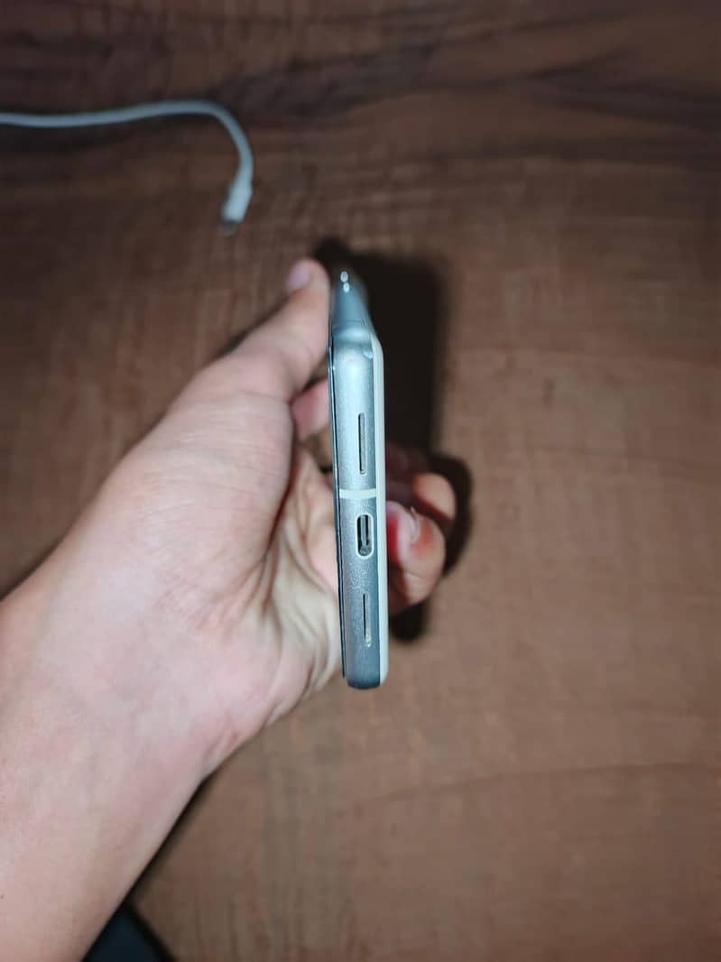 Google Pixel 7 3
