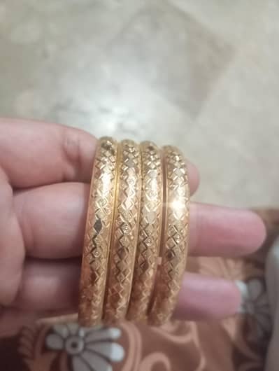 Gold churian 21k 22 gram net weight