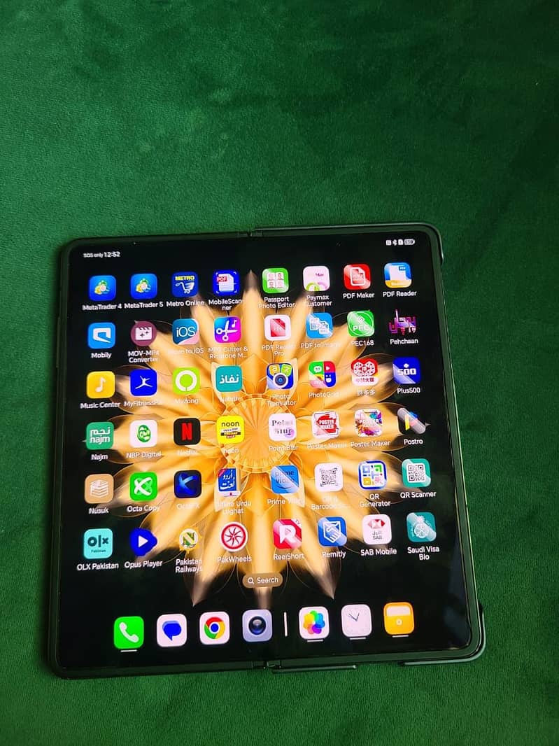 Honor Magic V2 Flip 3