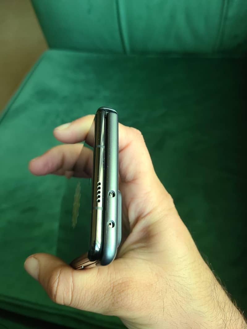 Honor Magic V2 Flip 9