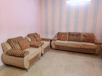 7 seater sofa set with cousins