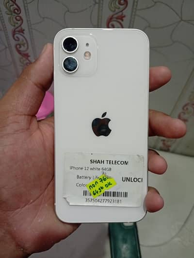Apple iPhone 12